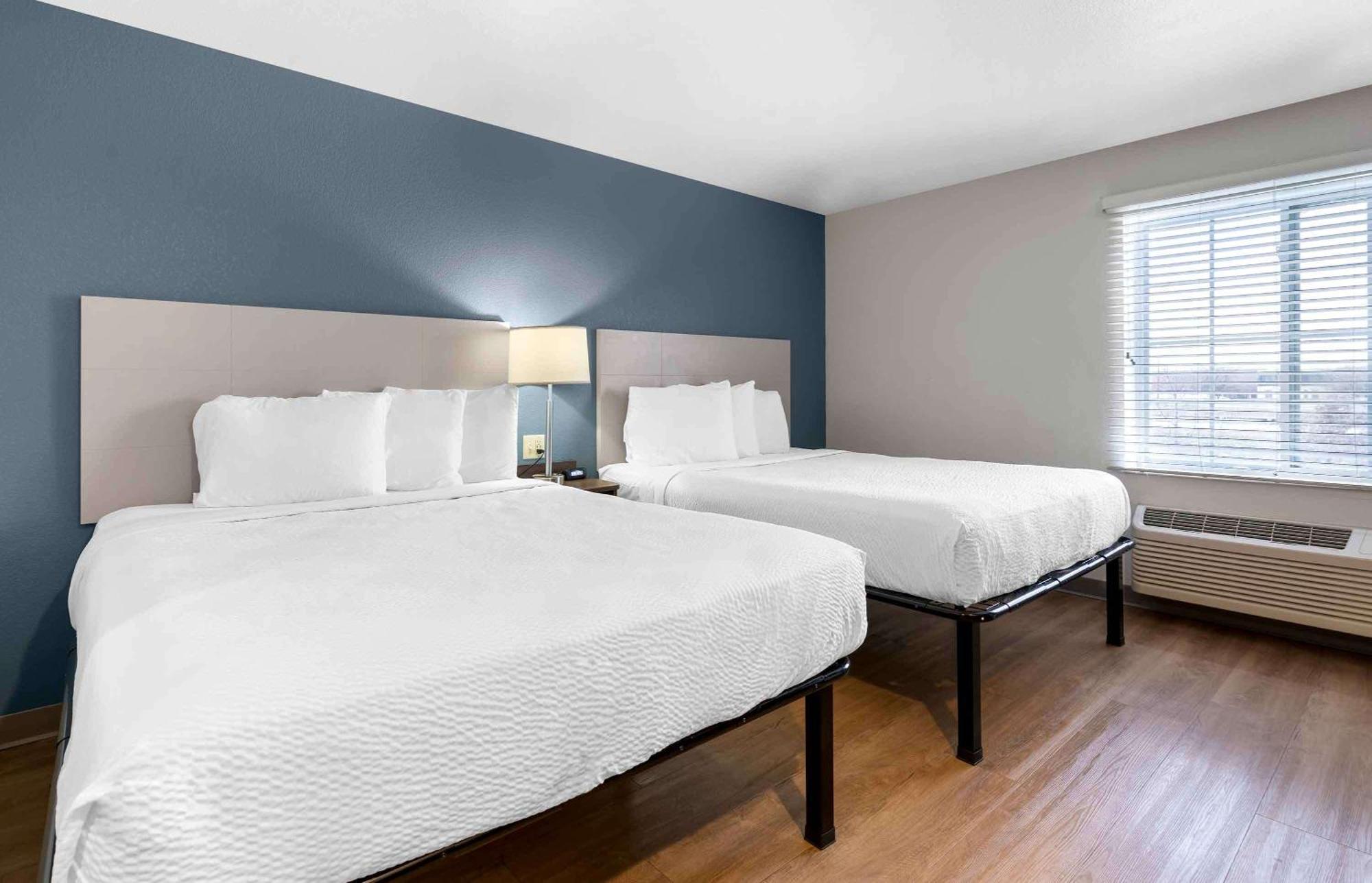 Extended Stay America Select Suites - Louisville - Airport Exterior foto